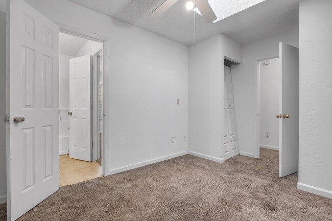 Building Photo - 2467 Nugget Ln