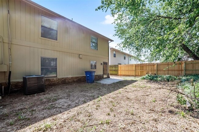 Building Photo - 7008 S 78th E Ave