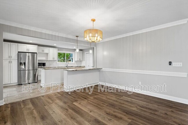 Building Photo - 15 Glenkirk Dr