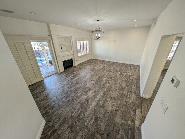 Building Photo - 8332 Mountain Heather Ct