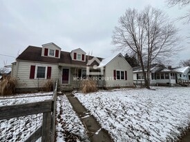 Building Photo - 192 Ringwood Way