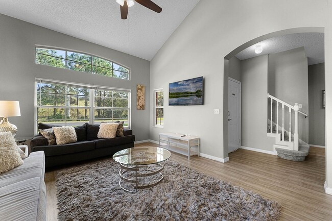 Building Photo - 4-Bedroom, 4-Bathroom in Kissimmee ***MOVE-IN SPECIAL/50% 2ND MONTH***(FURNISHED/OPTIONAL)