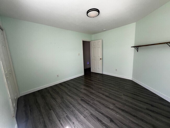 Building Photo - 106 Dunwoody Dr