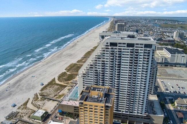 Building Photo - 3101 Boardwalk