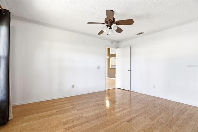Building Photo - 917 Pebble Creek Cir