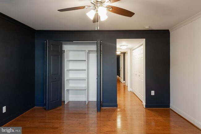 Building Photo - 7096 Spring Garden Dr
