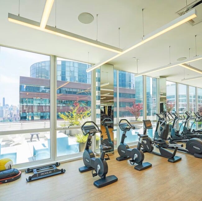 Building Photo - 180 Water St