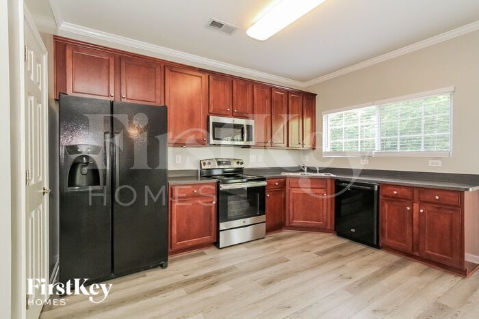Building Photo - 12828 Coral Sunrise Dr