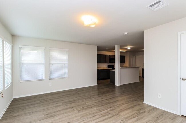 Building Photo - 947 Imperial Bend Dr