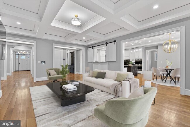 Building Photo - 7002 River Oaks Dr