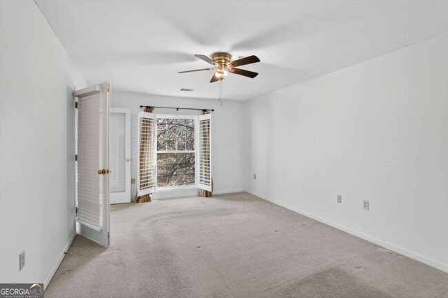 Building Photo - 27207 Plantation Dr NE