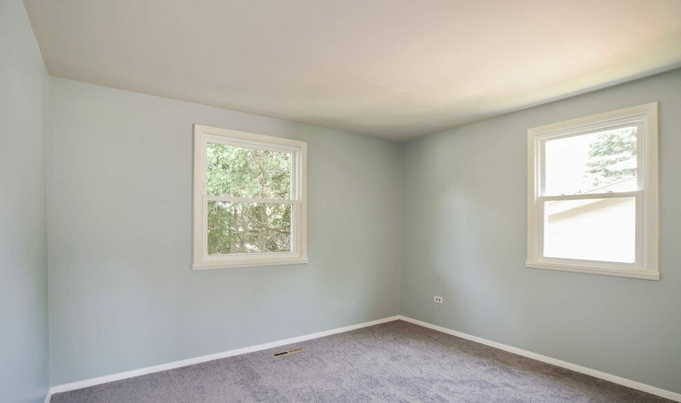 Building Photo - 3225 Twyford Rd