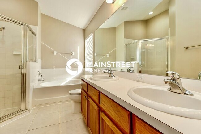 Building Photo - 4 Bedroom Pet-Friendly Home in Spring Hill...