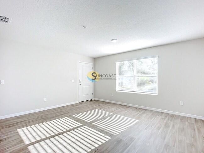 Building Photo - 11479 Oakfield Ct