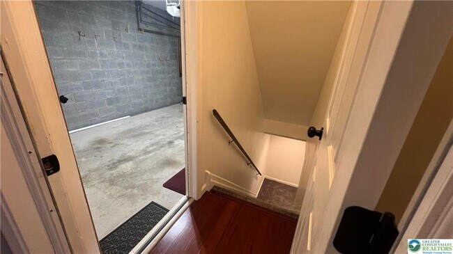 Building Photo - 520 Wild Mint Ln