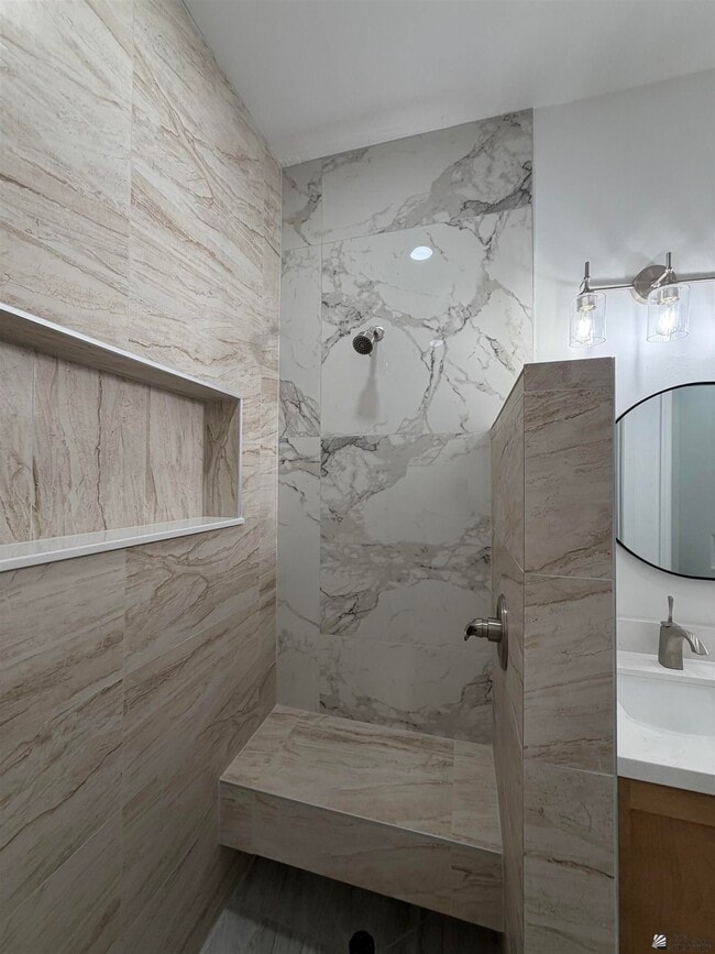 Building Photo - 4764 E Jett St