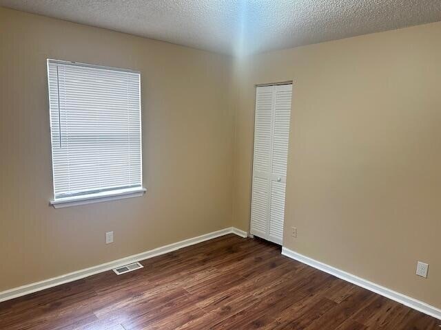 Building Photo - 1716 37th St NE