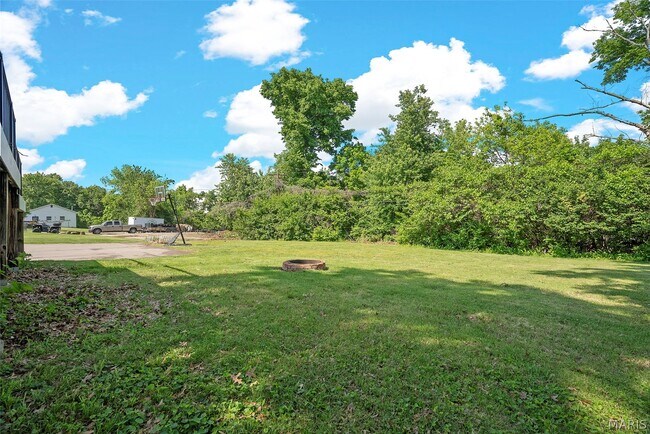 Building Photo - 112 Robin Hill Ln