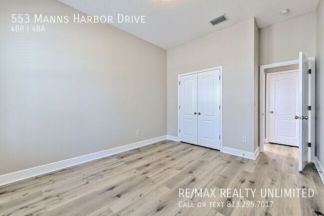 Building Photo - 553 Manns Harbor Dr