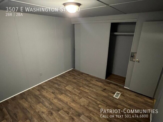 Building Photo - 3507 E Washington Ave