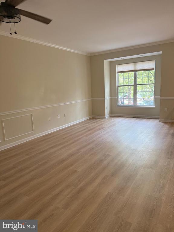 Building Photo - 47403 Darkhollow Falls Terrace