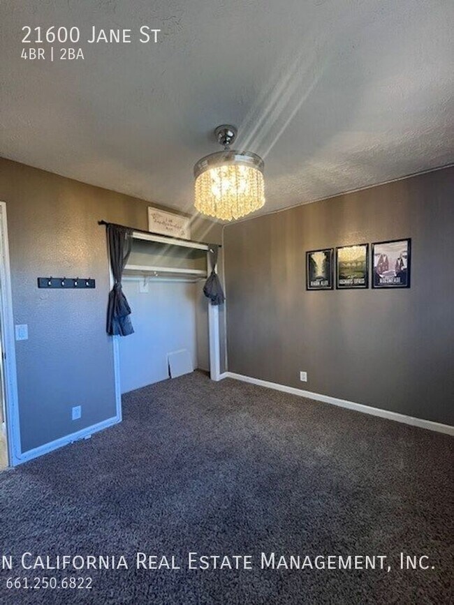 Building Photo - 21600 Jane Ct