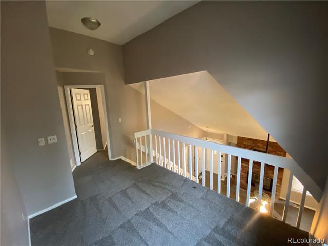 Building Photo - 14303 E Dickinson Dr