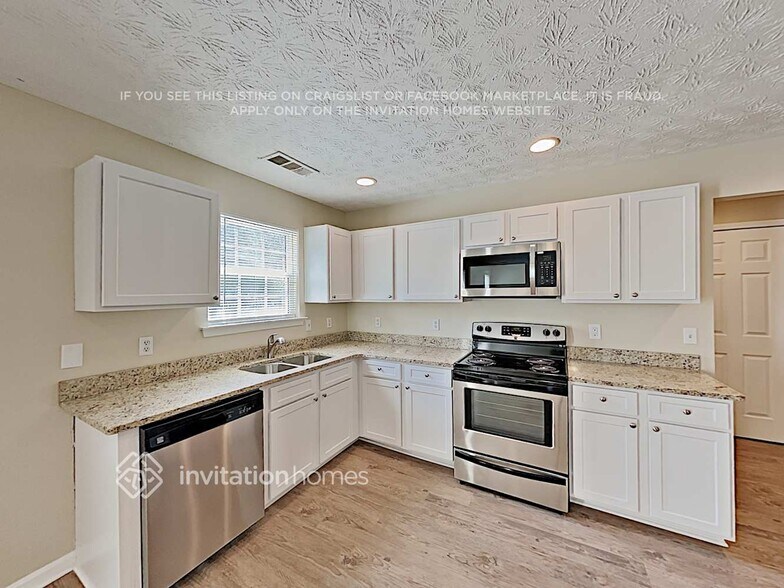 Building Photo - 8279 Milam Loop