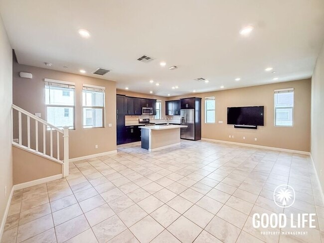 Building Photo - 16755 Coyote Bush Dr