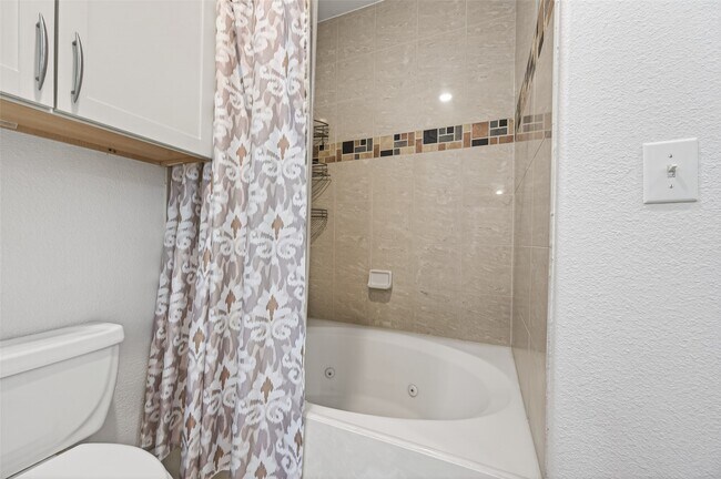 Building Photo - 2299 Lone Star Dr