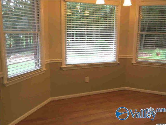Building Photo - 111 Capote Dr
