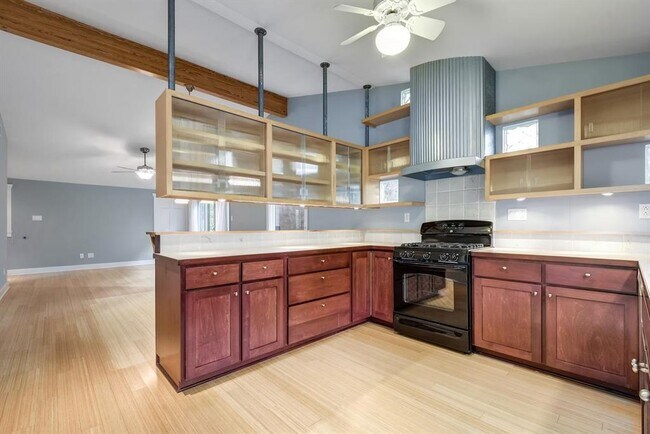 Building Photo - 2117A Rabb Rd