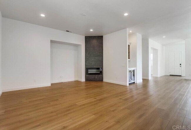 Building Photo - 774 Glenhart Pl