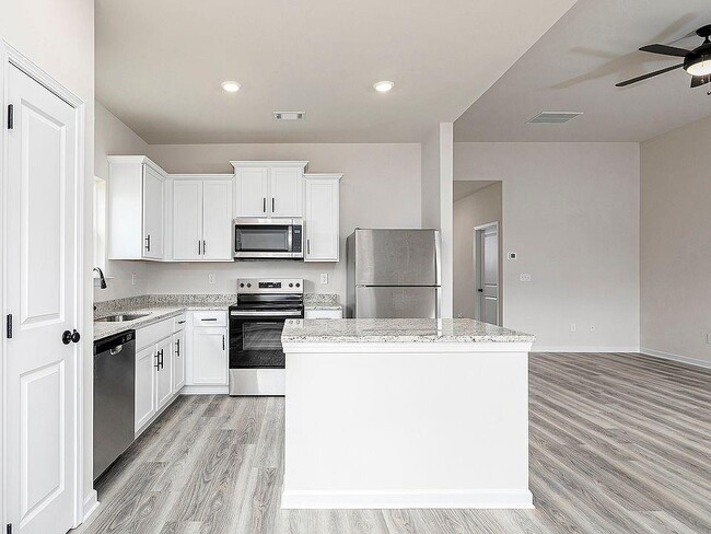 Building Photo - 412 Egret Ct