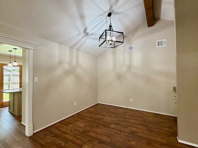 Building Photo - 3602 Chapel Square Dr