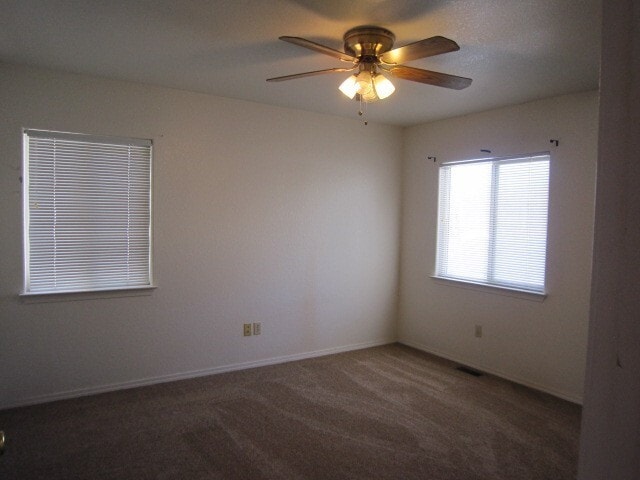 Building Photo - 360 E Golf Pl