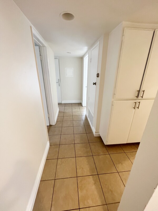 Building Photo - 139 Avenida Miramar