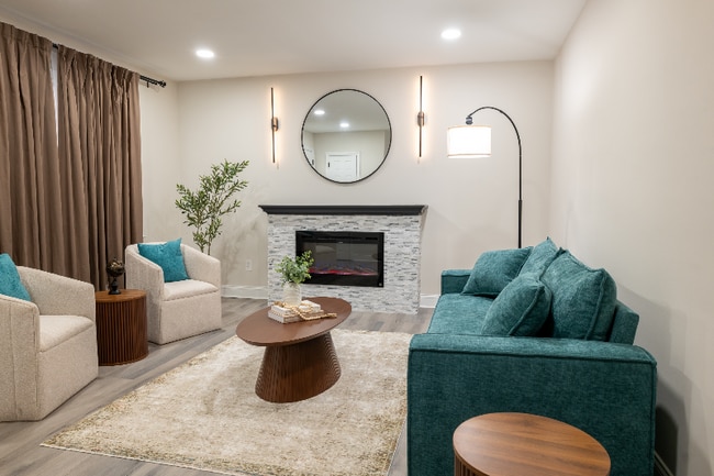 Building Photo - 1663 Winford Rd