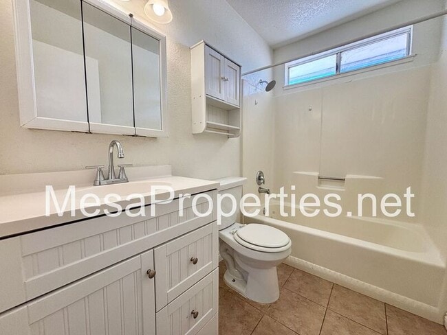 Building Photo - 21150 Nandina St