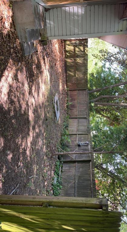 Building Photo - 175 E Beech St