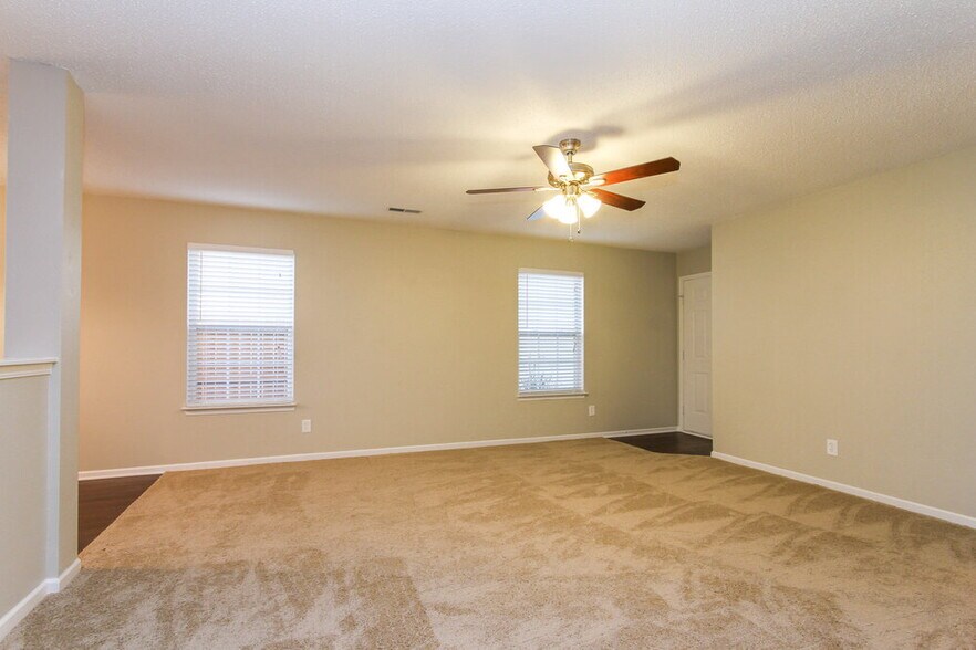 Building Photo - 95 Snowflake Cir