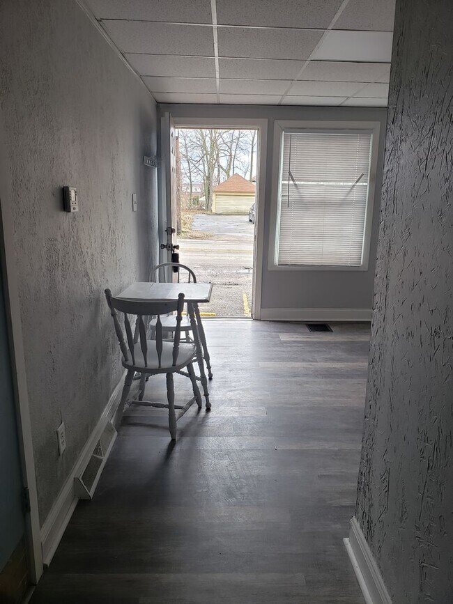 Building Photo - 2671 Brodhead Rd