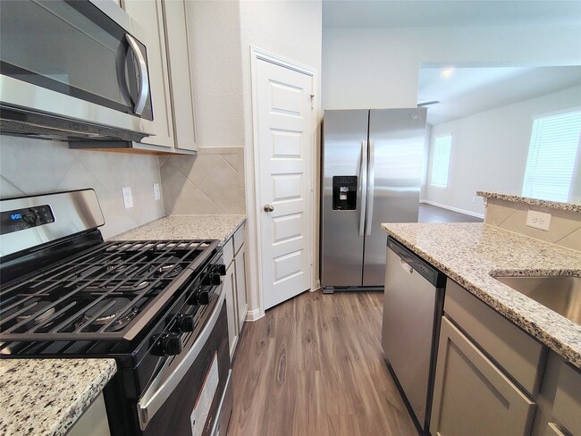 Building Photo - 13261 Musky Dr