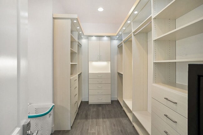 Building Photo - Single Story Pool Home In Reverence Guard Gated Community