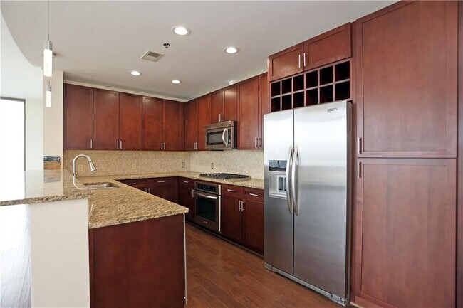 Building Photo - 270 17th St NW