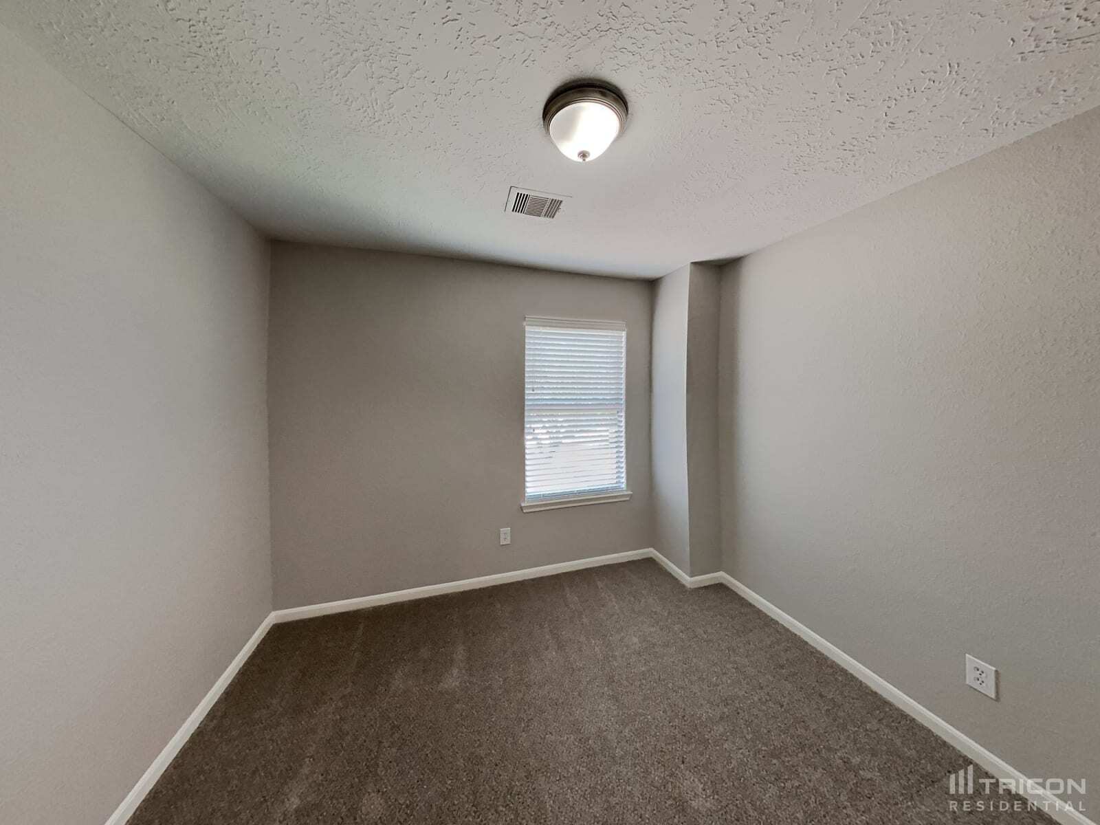 Building Photo - 6811 Rustic Pecan Ln