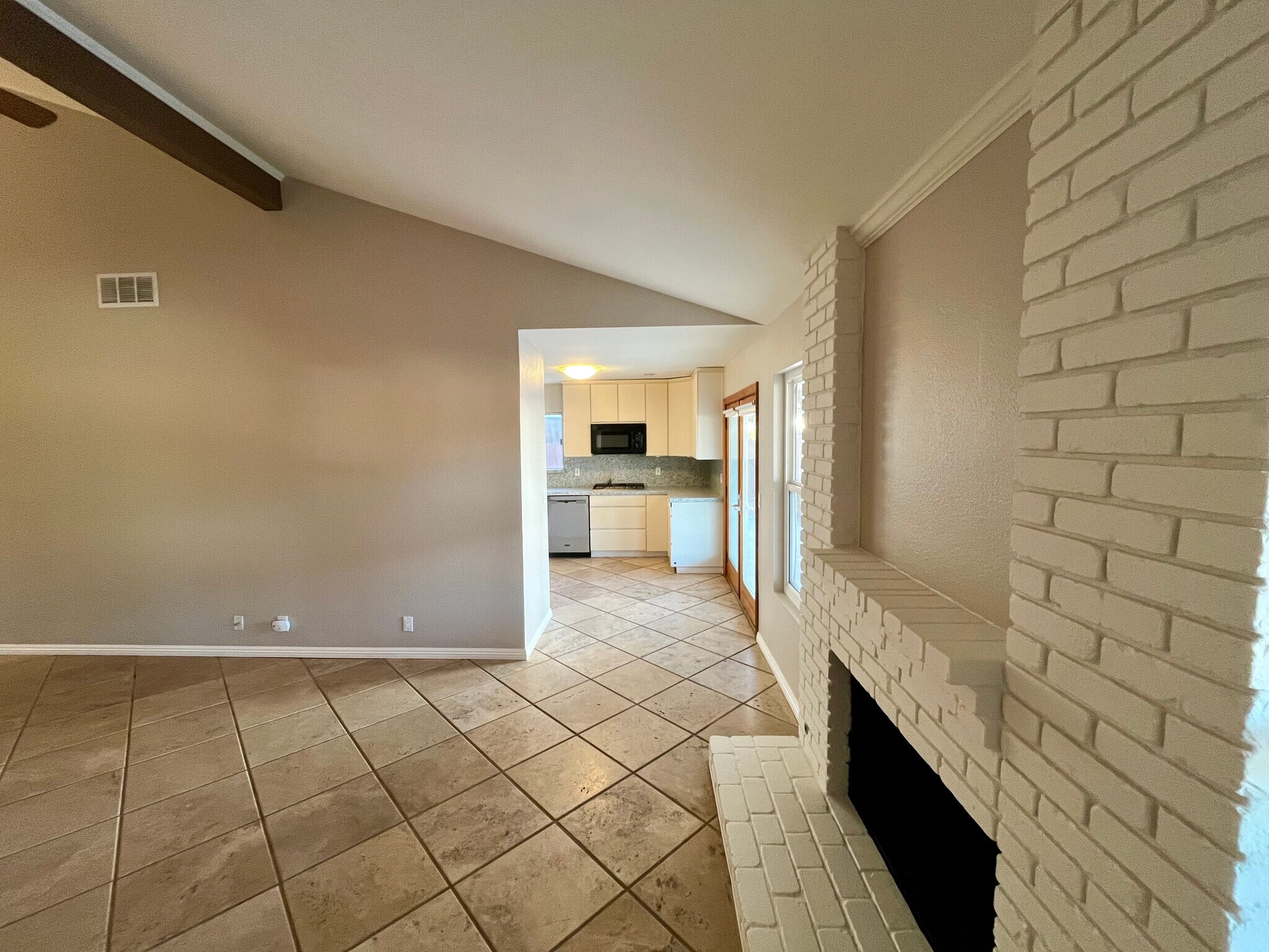 Building Photo - 1594 Boulder Creek Rd