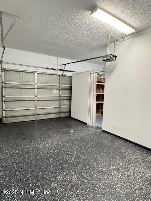 Building Photo - 9480 Grand Falls Dr