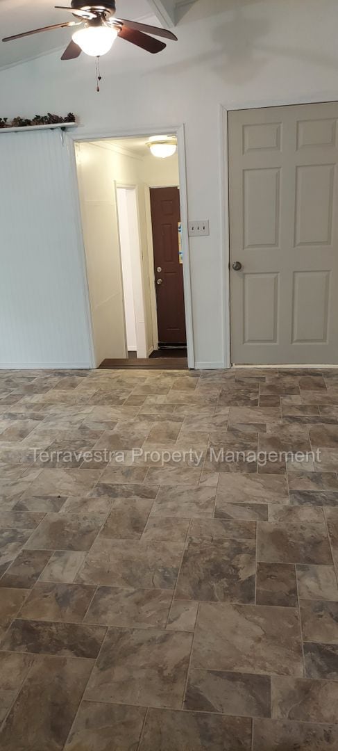 Building Photo - 3 Bed Bungalow in Millville. Eligible for ...