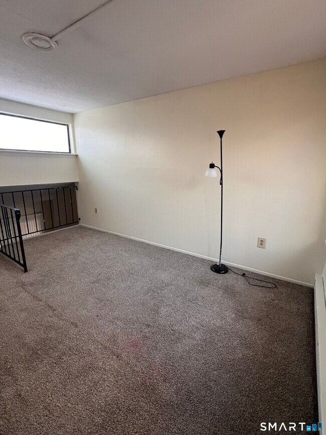 Building Photo - 131 Burgundy Hill Ln